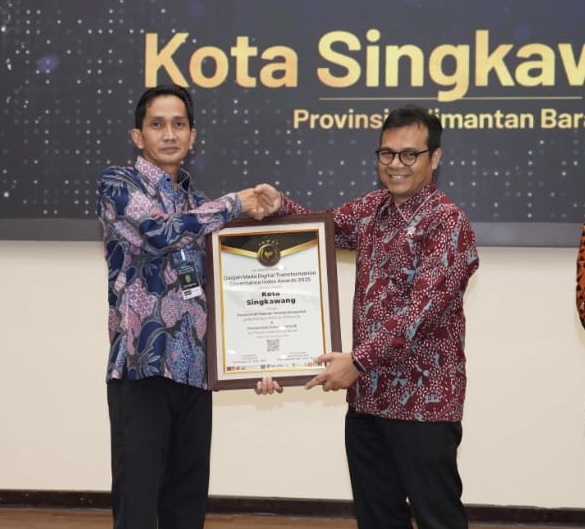 Dinas Kominfo ditetapkan sebagai salah satu penerima Gadjah Mada Digital Transformation Governance Index (GM-DTGI) Award 2025 kategori pemerintah daerah terbaik kategori Kota di Indonesia Dalam Tata Kelola Transformasi Digital 2025.