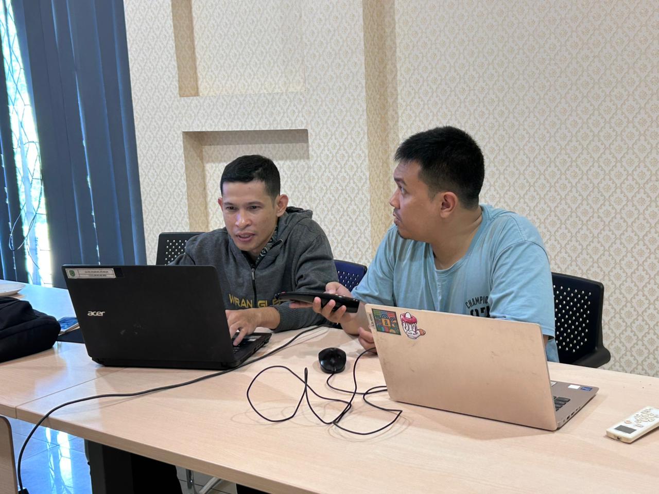 Pendampingan pengisian publikasi e-sakip admin website Inspektorat Kota Singkawang, Jumat (17/4/2026)