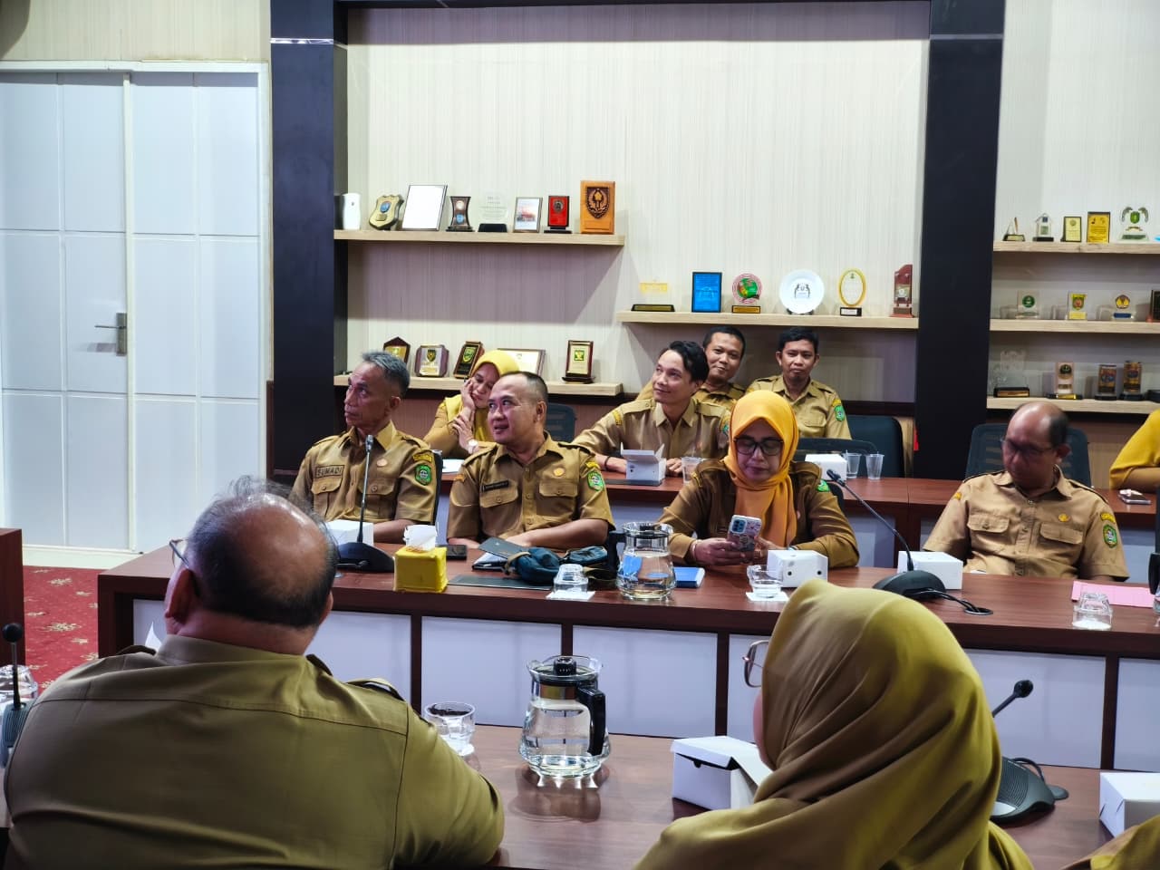 Dinas Kominfo Singkawang Mengikuti HLM EPTD di Ruang Kerja Wali Kota