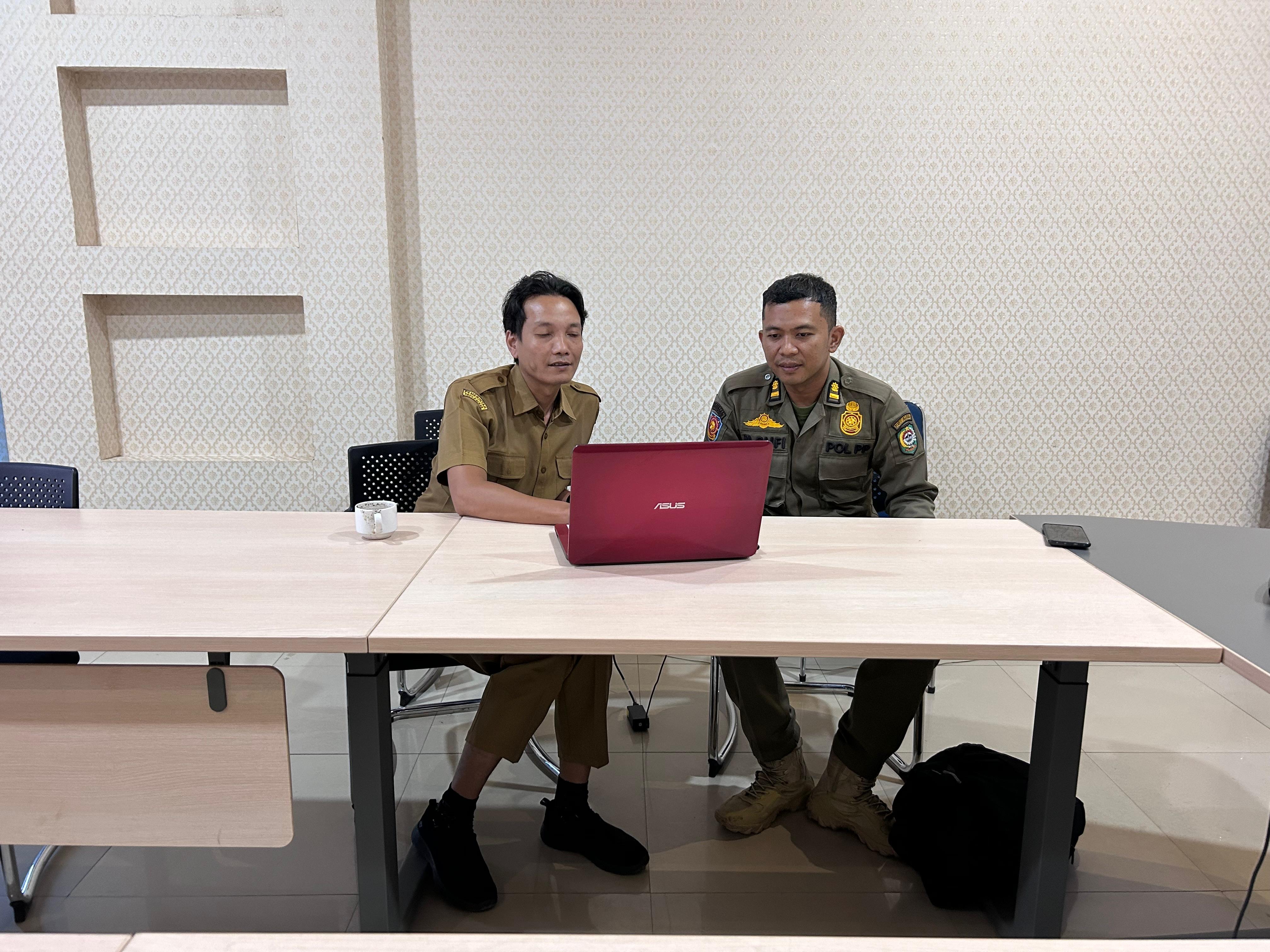 Pelatihan pendampingan pengisian Website SatpolPP, Senin (4/5/2026).
