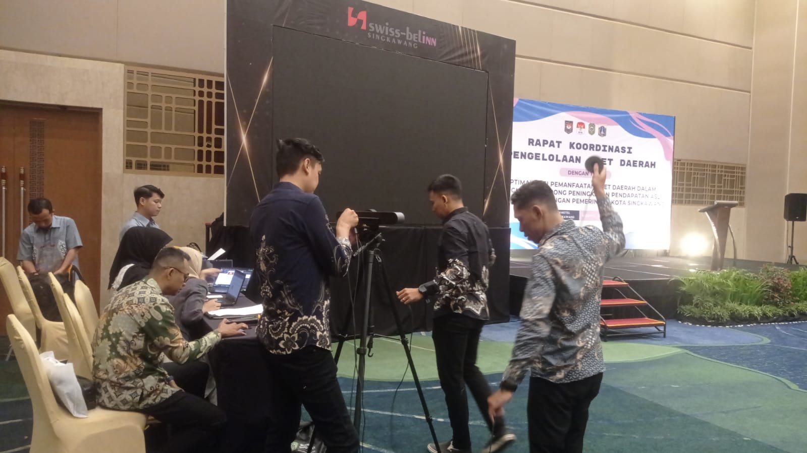 Fasilitasi Vidcon dan Perangkat Rapat Koordinasi Bidang Pengelolaan Aset Daerah Tahun 2026 di Swissbell Inn, Kamis (4/6/2025).