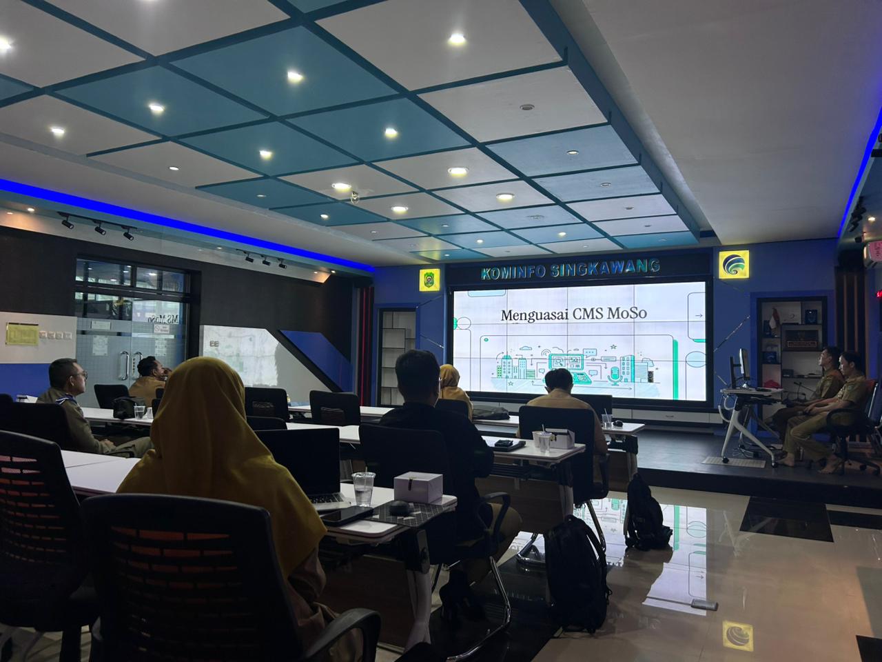 mandiri-secara-teknologi-diskominfo-singkawang-luncurkan-cms-moso-10-dalam-pelatihan-website-perangkat-daerah
