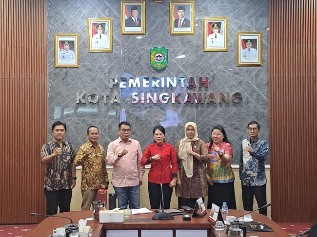 pemkot-dan-kpid-kalbar-siapkan-program-literasi-digital-sehat-di-singkawang-sasar-pelajar-hingga-mahasiswa