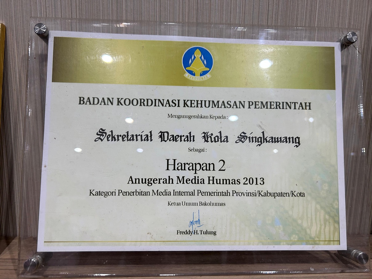 humas-singkawang-terbaik-lima-nasional-di-anugerah-media-bakohumas-nasional