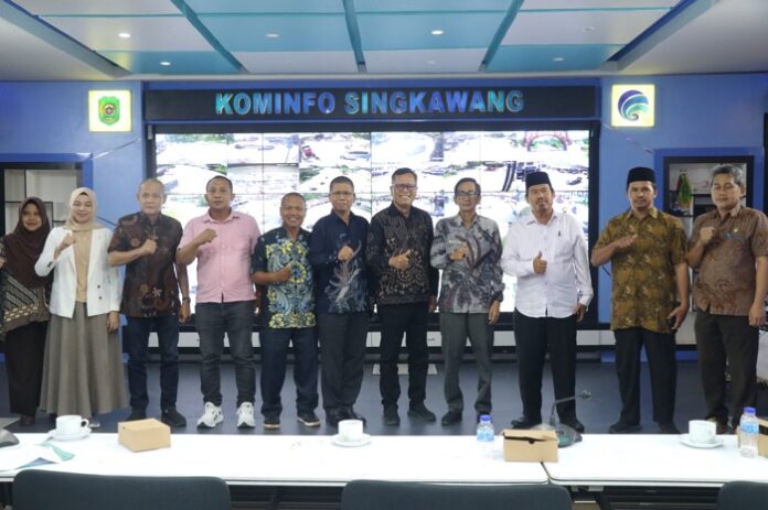 dprd-sambas-gali-digitalisasi-pemerintahan-ke-singkawang