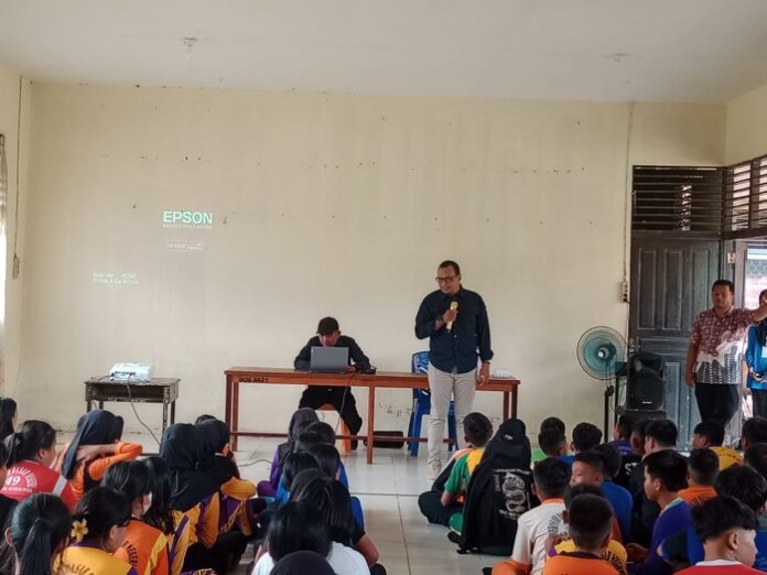 lewat-mpls-diskominfo-singkawang-edukasi-bahaya-judol
