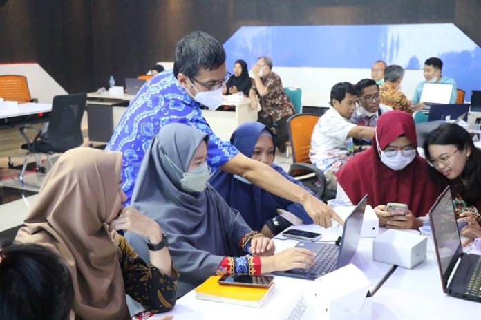 bimtek-tahap-ii-bahas-rencana-aksi-program-quick-win-smart-city