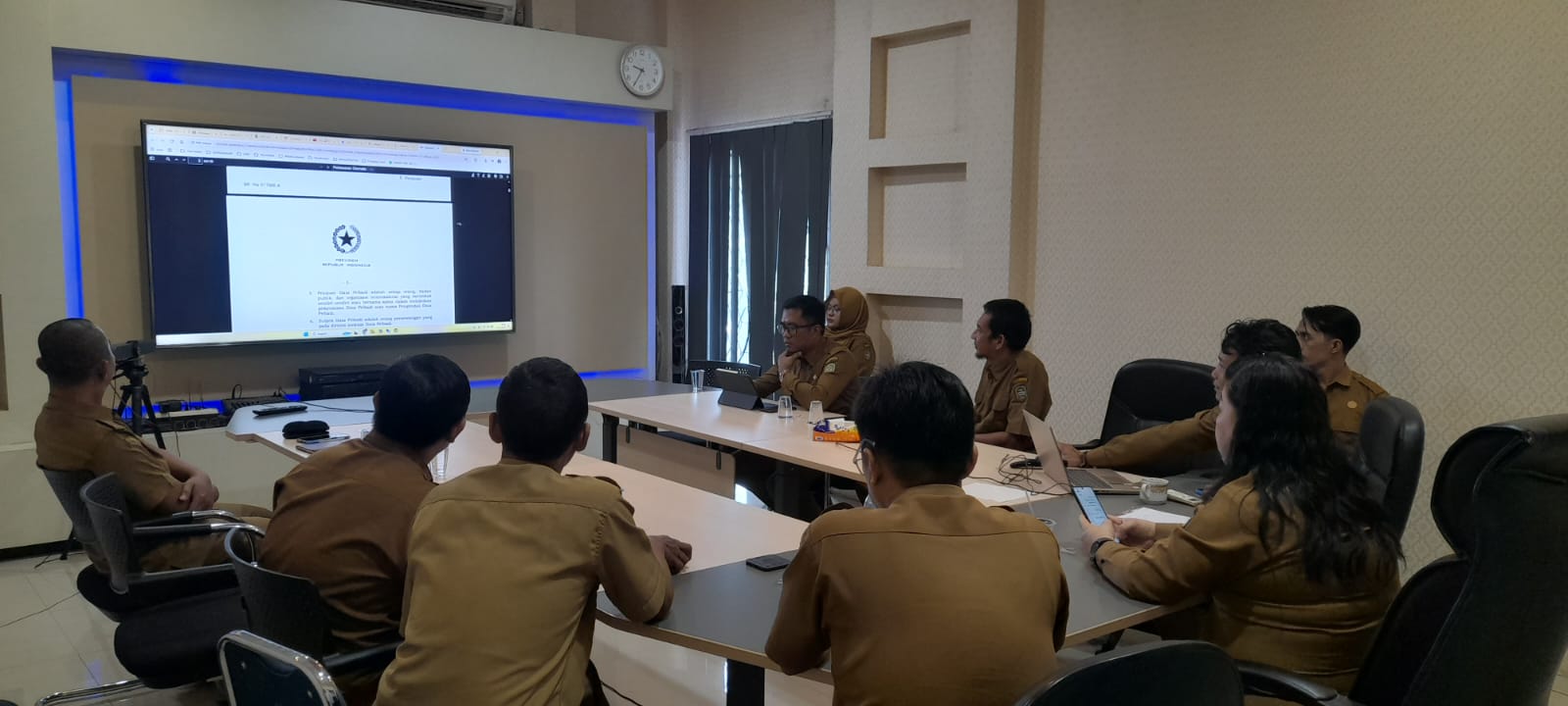 kominfo-singkawang-perkuat-tata-kelola-pelindungan-data-pribadi-melalui-penyusunan-sop-dan-dpia