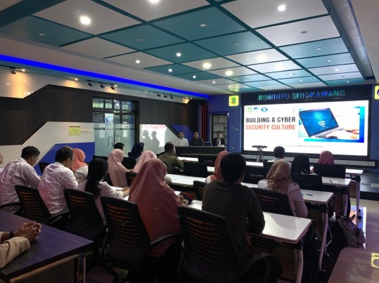 diskominfo-singkawang-gelar-sosialisasi-security-awareness-bersama-bssn