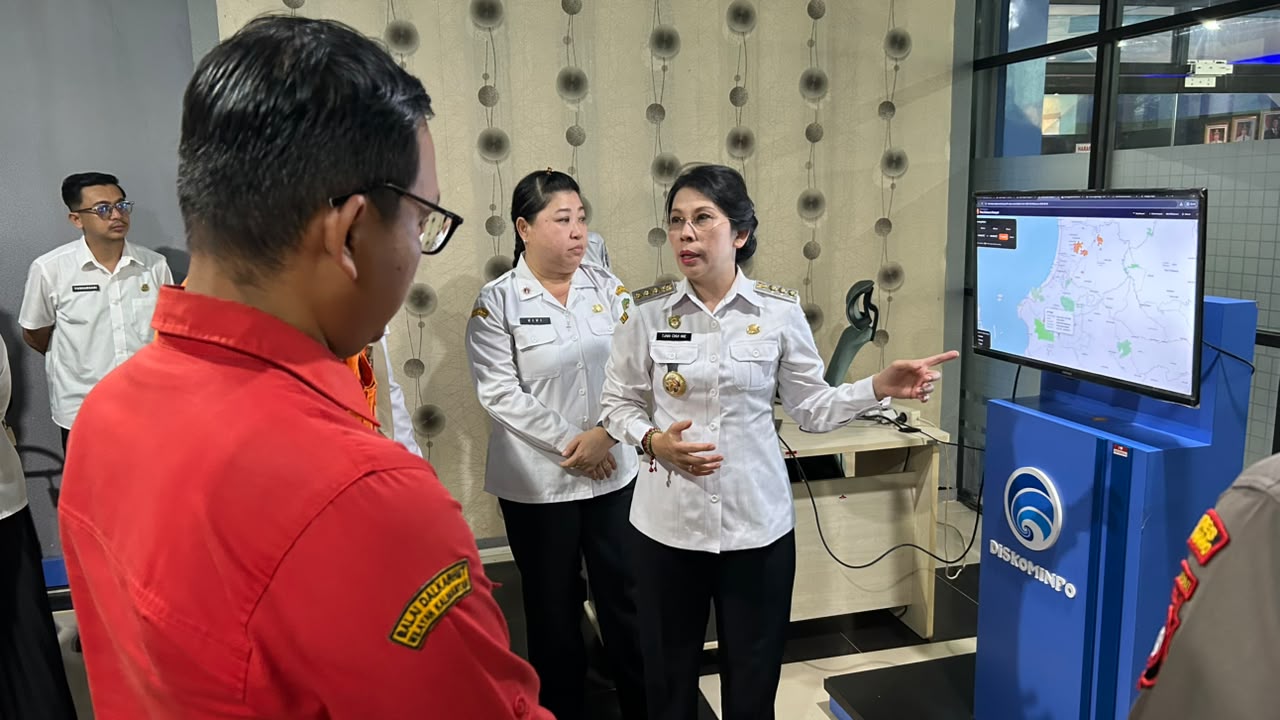 Wali Kota dan Satgas Karhutla Singkawang Rilis FireHotspot Versi 2